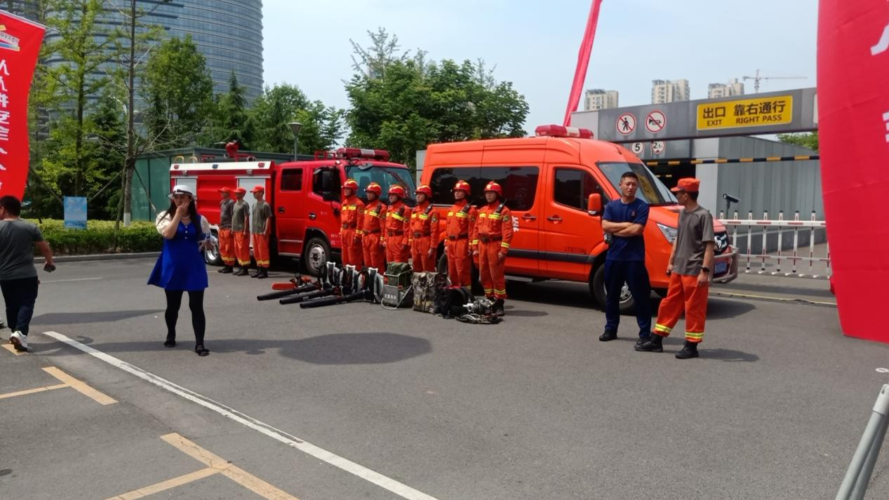 圖片2.png 圖片2.png